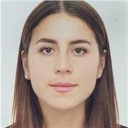 Profesora de ingles certificada, enfocada en promover fluidez y elocuencia